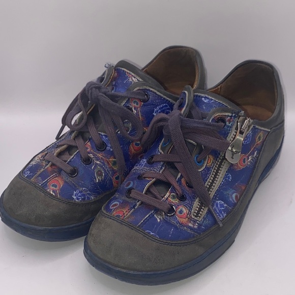 Portofino Shoes - Portofino Peacock Feather Leather Side Zip Sneakers Made in Spain Women’s 6.5